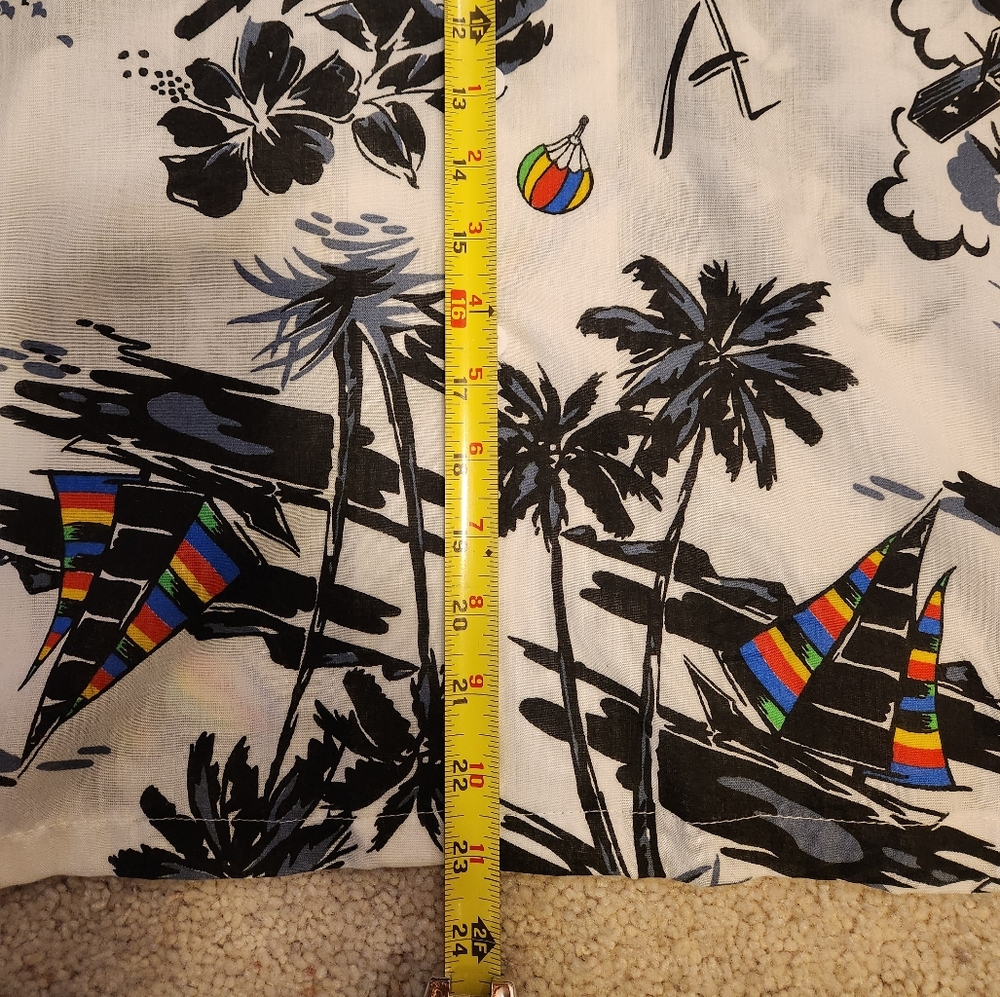 Vintage Marina of California short-sleeve button-down Hawaiian shirt - size M - Picture 9 of 9